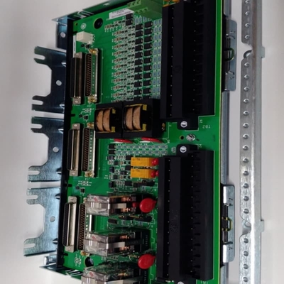 GE IS200TSVCH1A Placa de terminais TSVC para comando por servo